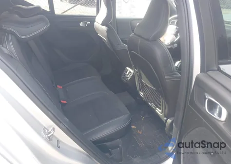 2019 Volvo Xc40 T5 R-Design from USA, damaged, VIN YV4162UM7K2072202